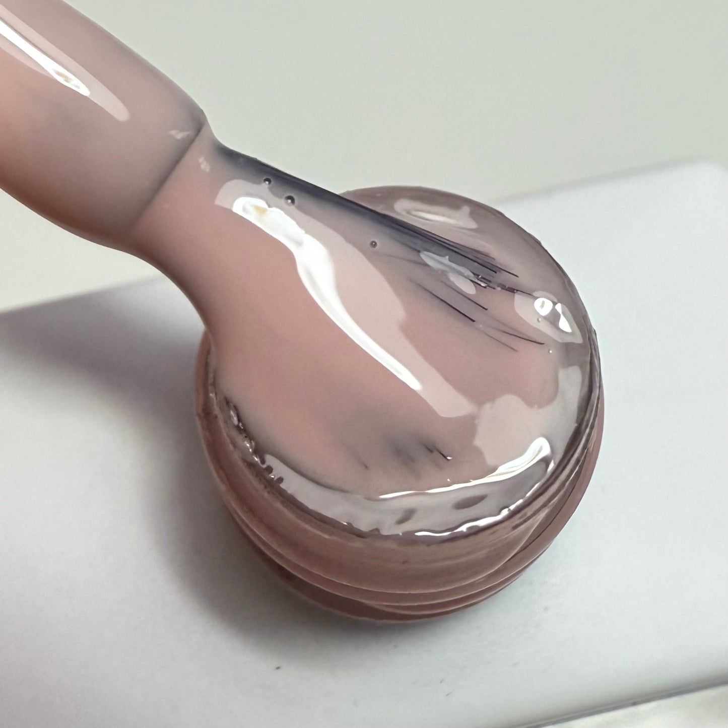 Fiber n’ Fix • color base coat (se puede aplicar directo sobre la uña natural)
