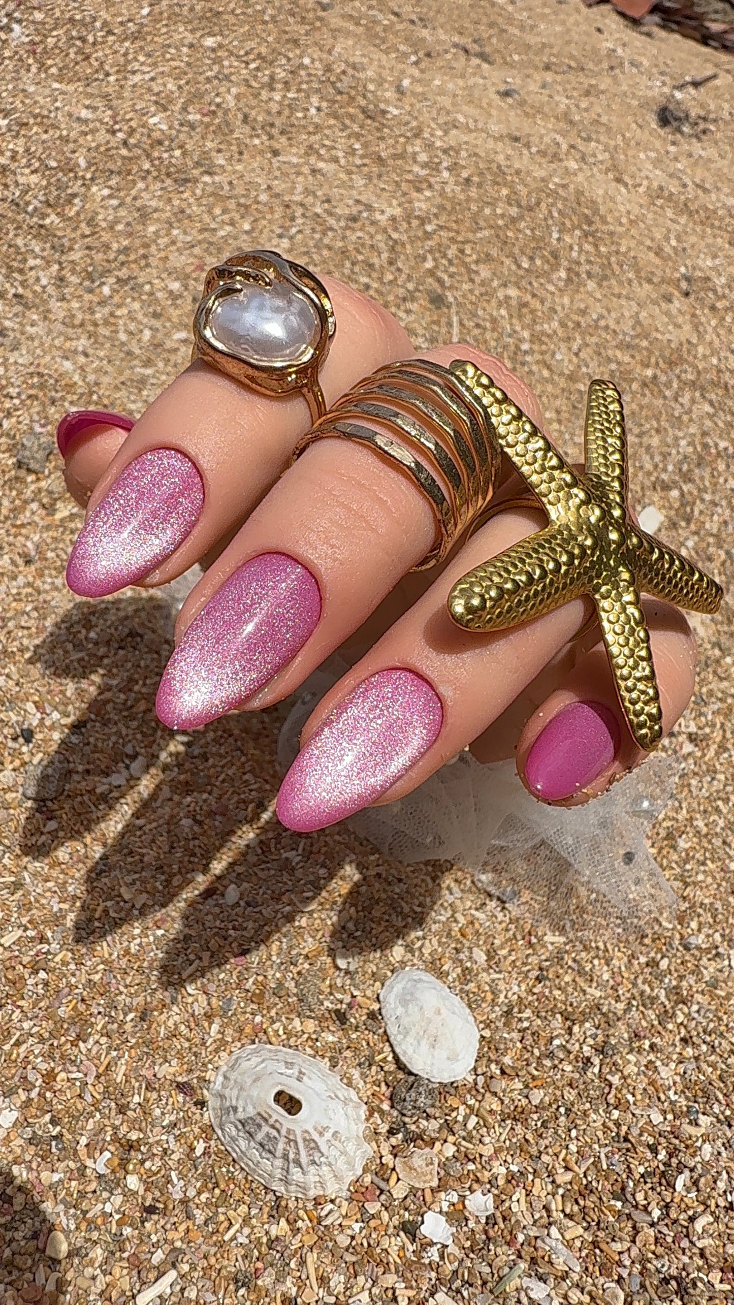 Coralith 💎🩷 🐚✨ Cat Eye