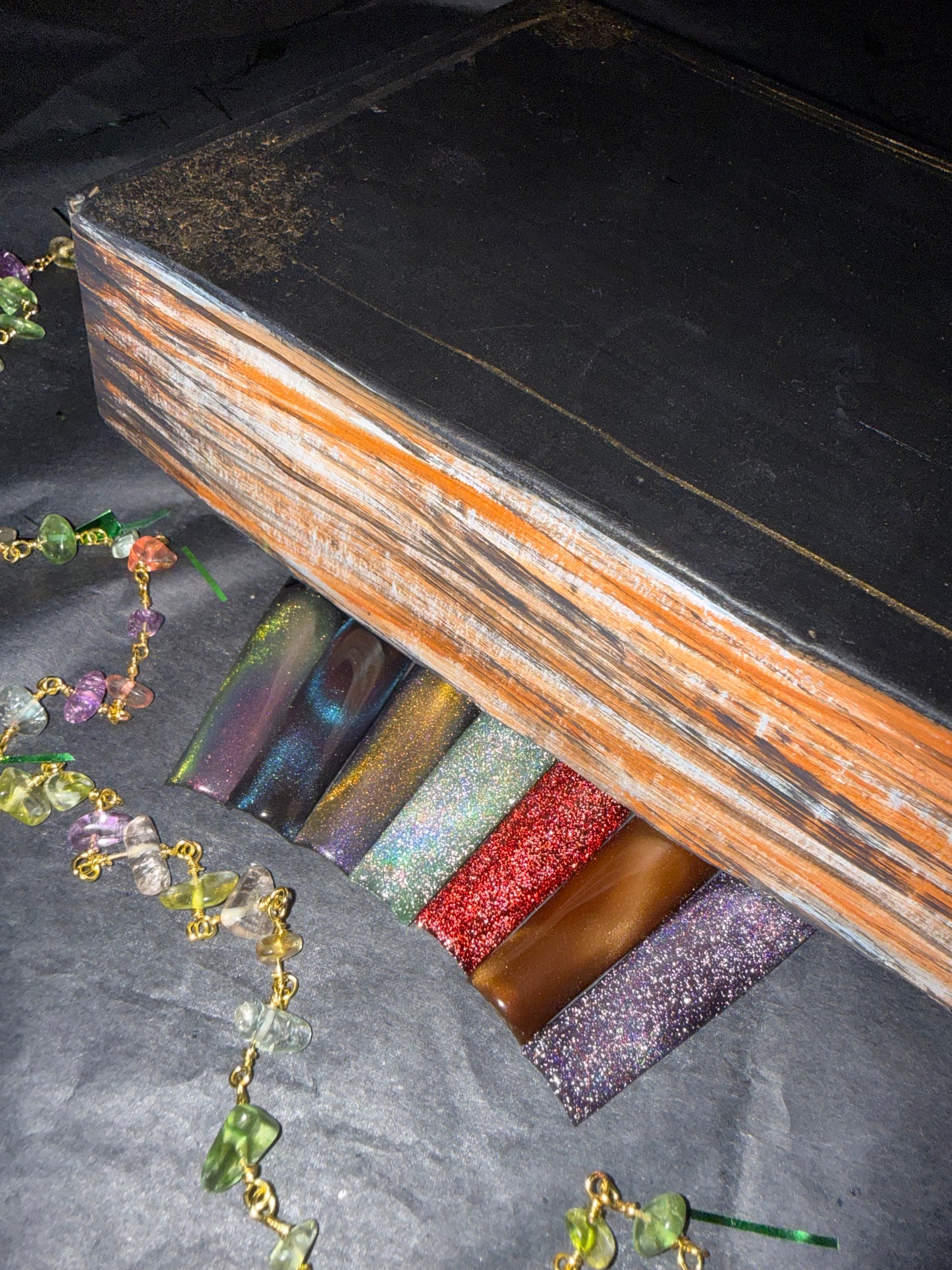 🖤 💚 Colección El Grimorio Oculto (incluye caja en forma de libro)