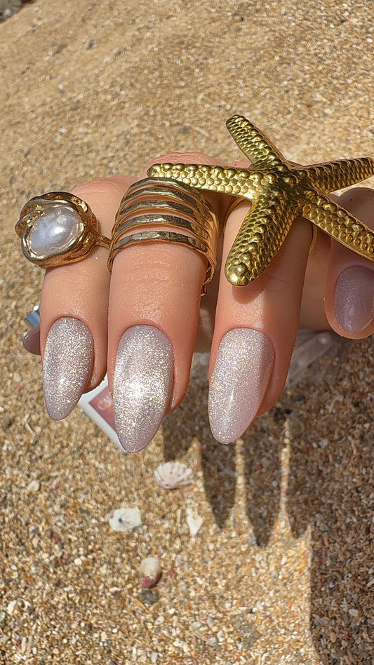 Perla Del Alba 🐚✨ Cat Eye